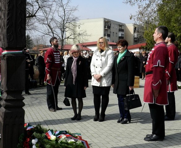 2017. március 15. 58